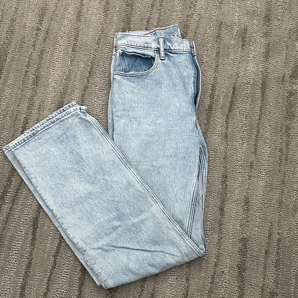 Abercrombie & Fitch Light Wash Straight Jeans